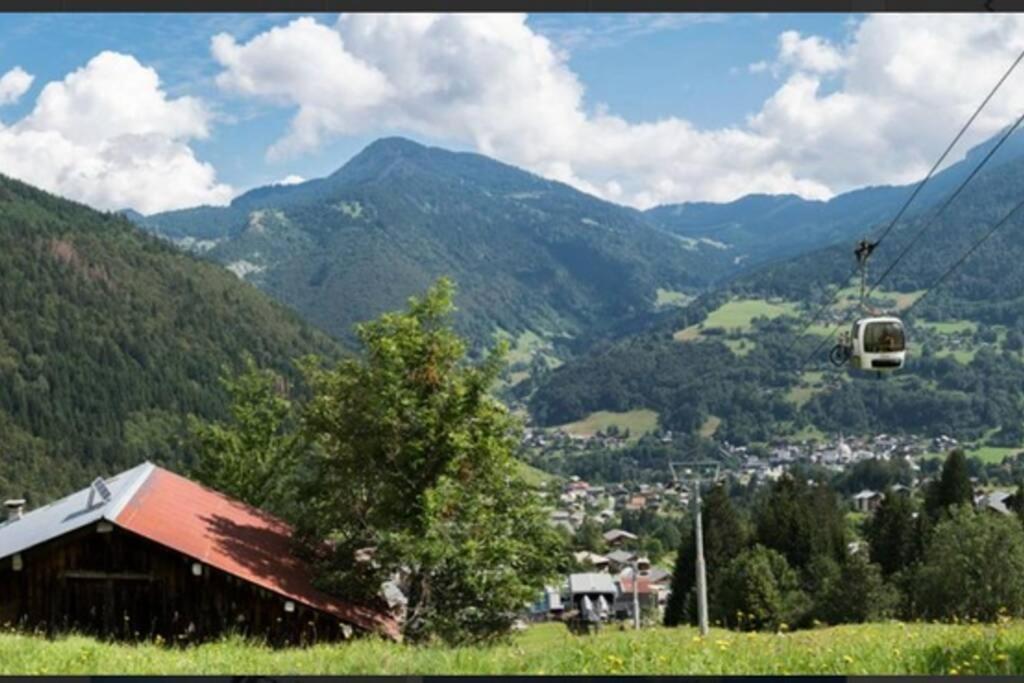 Au Pied des Pistes B31, Chaleureux studio 4 pers, vue sur la vallée imprenable avec WIFI, DRAPS NON COMPRIS Saint-Jean-dʼAulps Esterno foto